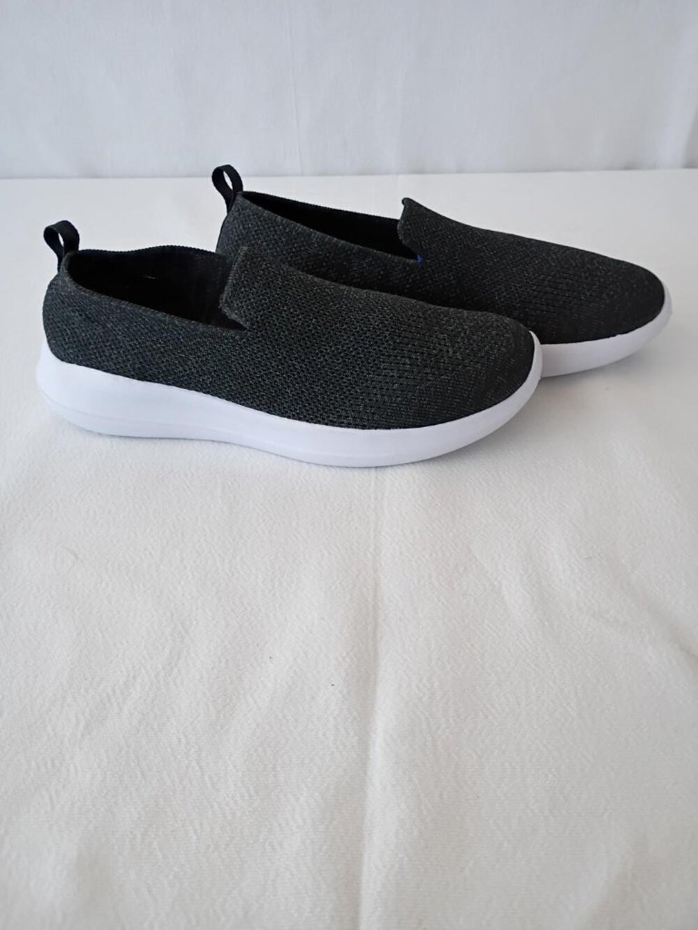 Athletic Works Women's Size 9 Black Knit Memory Foam Slip-On Sneakers
